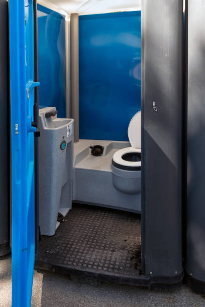 Best Porta potty rental near me  in Eastvale, CA